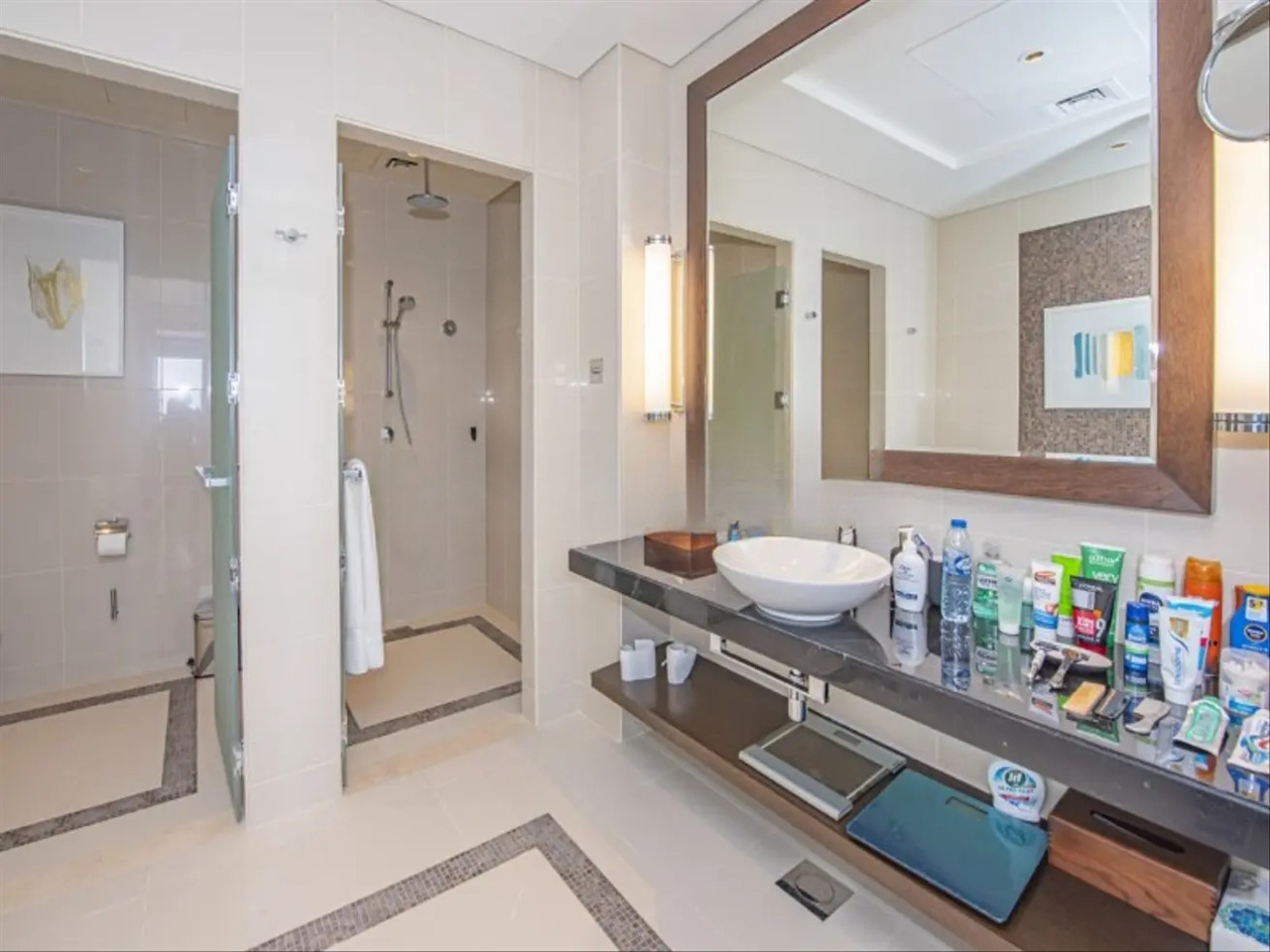 Fairmont Marina Residence